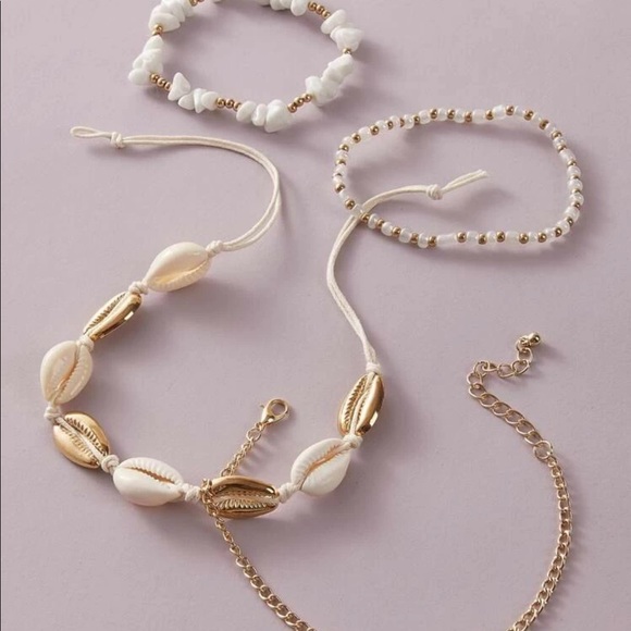 Cowrie Shell & Bead Anklets 4pcs - Picture 3 of 4